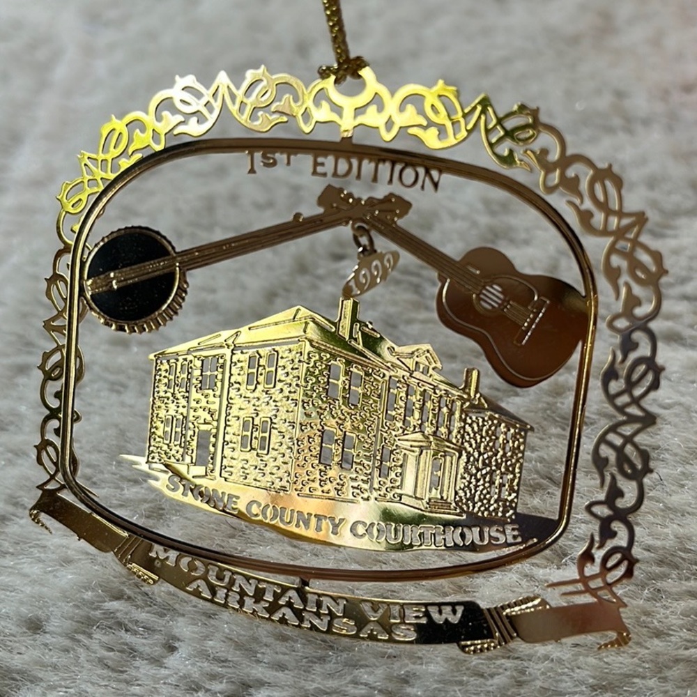 Nation’s Treasures 24k Gold Arkansas Ornament